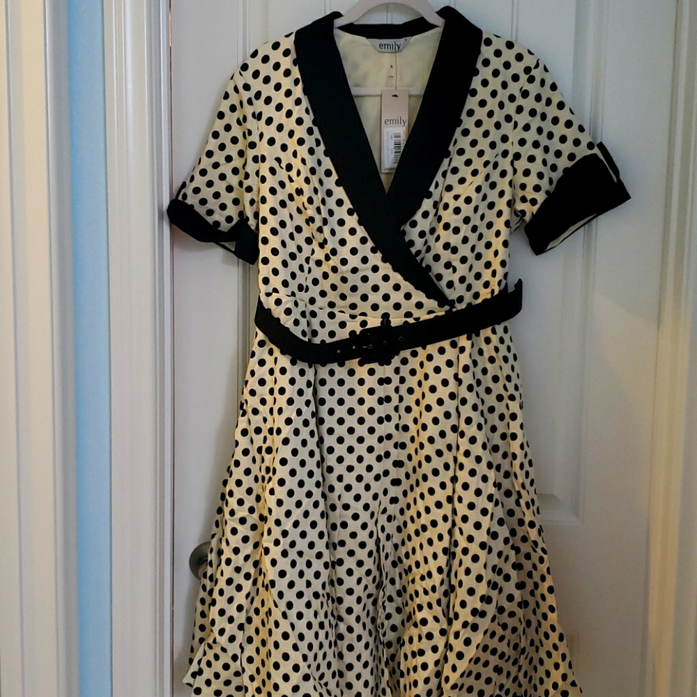 50s style polkadot dress